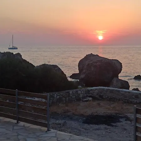 Nikitas * Agios Nikitas